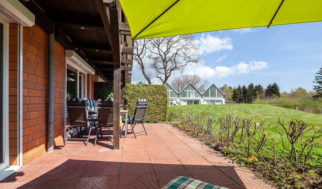 Terrasse  mit Blick ins Grüne